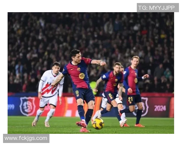 皇马1-2巴萨,梅西梅开二度破门,巴萨继续领跑西甲榜首